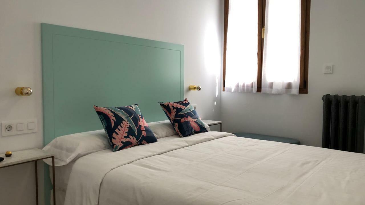 Suites Casa Luben Leon Luaran gambar